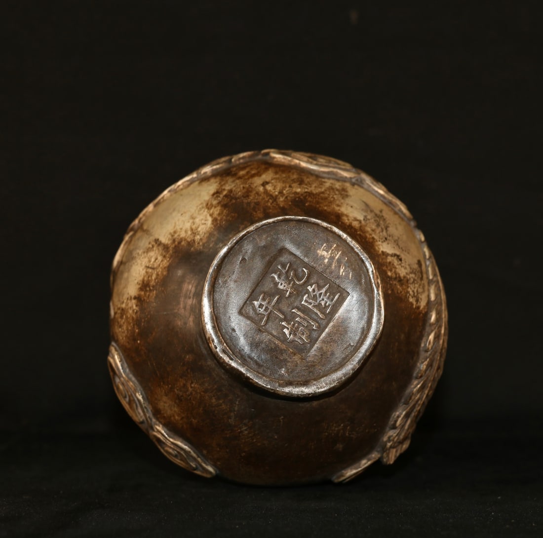 An Exquisite Silver-Gilt Copper Phoenix Pattern Vase - 9