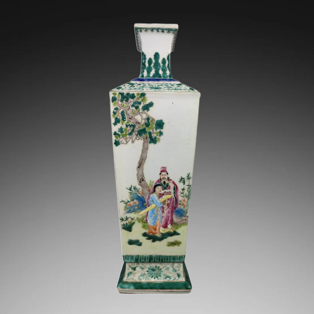 An Exquisite Famille-Rose Figures Pattern Vase: An Exquisite Famille-Rose Figures Pattern Vase,Qing Dynasty, China,With Mark,Size:18inx5.9in 粉彩人物纹瓶,中国清代,带款
