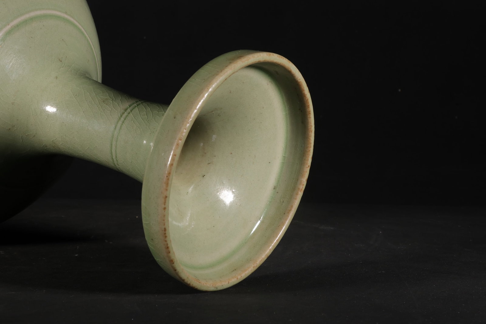 An Exquisite Yue Kiln String Pattern Vase - 7