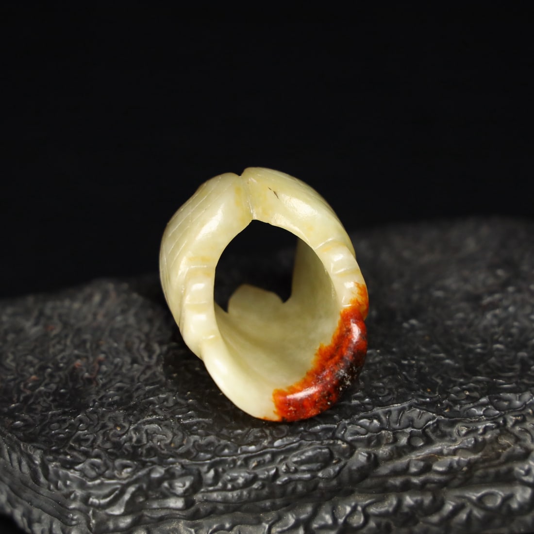 An Exquisite Hotan Jade Eagle Thumb Ring - 5