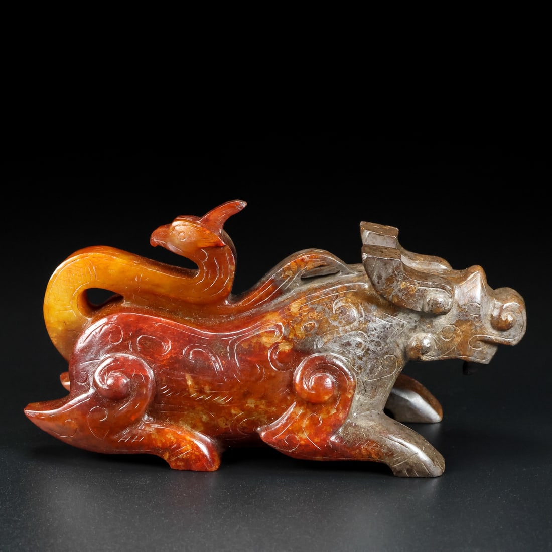 An Exquisite Hotan Jade Animal Ornament: An Exquisite Hotan Jade Animal Ornament,Han Dynasty, China,Size:4.3inx1.8inx1.8in ,Weight:260g 和田玉兽摆件,中国汉代