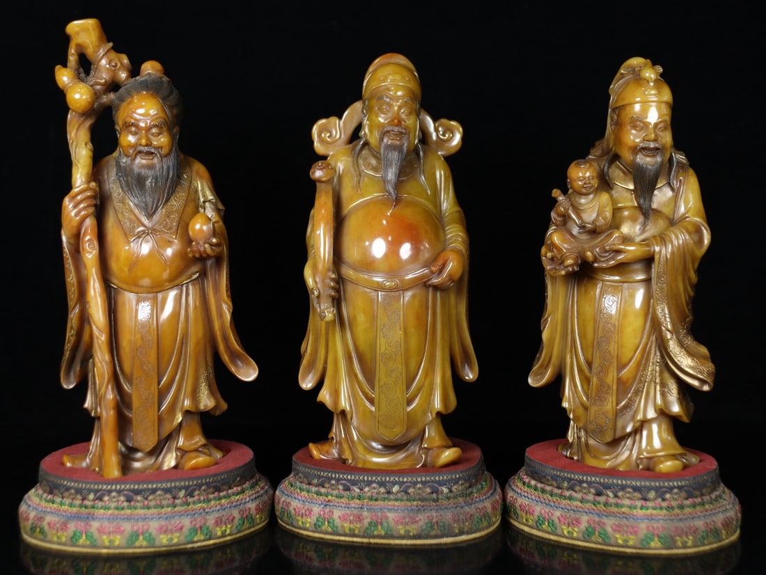 A Set of Exquisite Tianhuang Stone Fu Lu Shou Ornament (1 of 8)