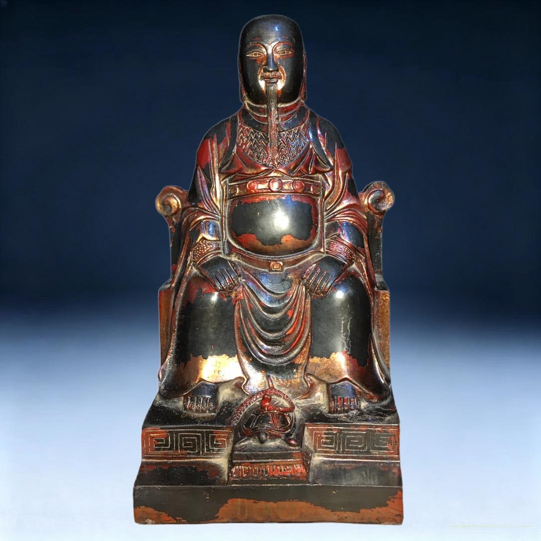 An Exquisite Bronze Buddha statue Ornament: An Exquisite Bronze Buddha statue Ornament,Qing Dynasty, China,Qianlong Four-character Mark,Size:8.3inx4.7in,Weight:1810g