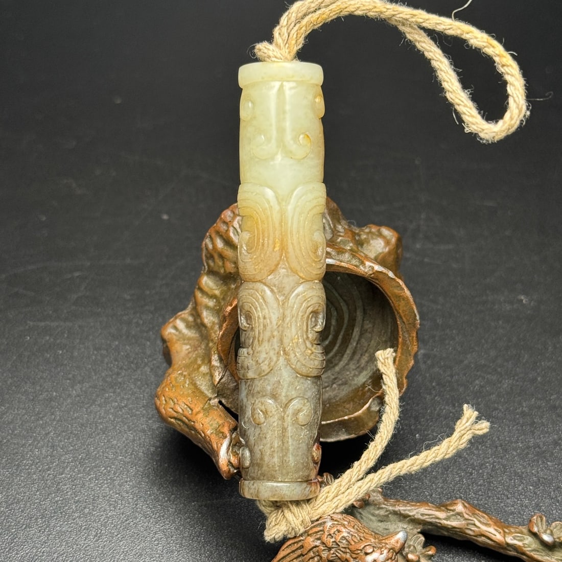 An Exquisite Hotan Jade Beast-Face Pattern Accessory - 2