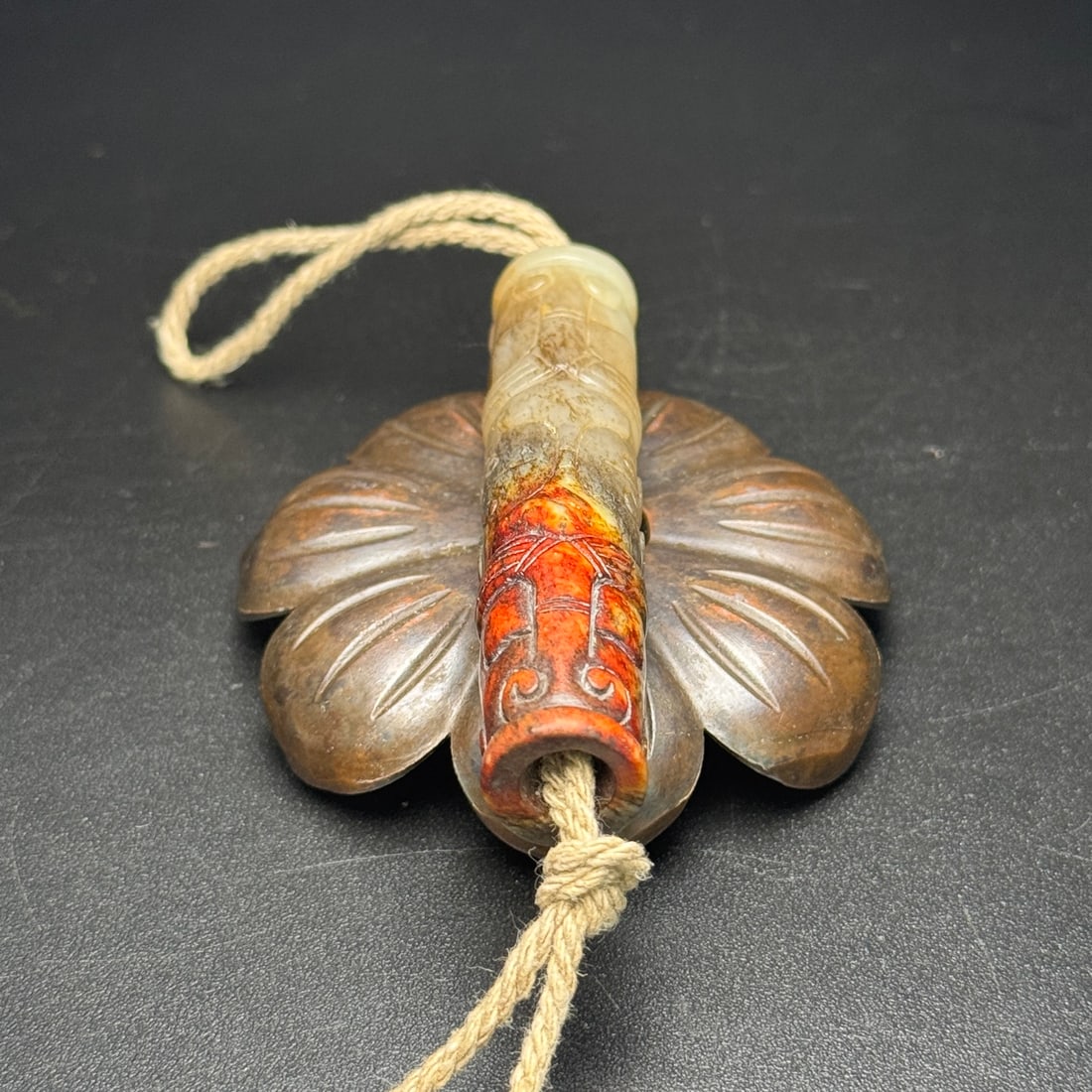 An Exquisite Hotan Jade Beast-Face Pattern Accessory - 5