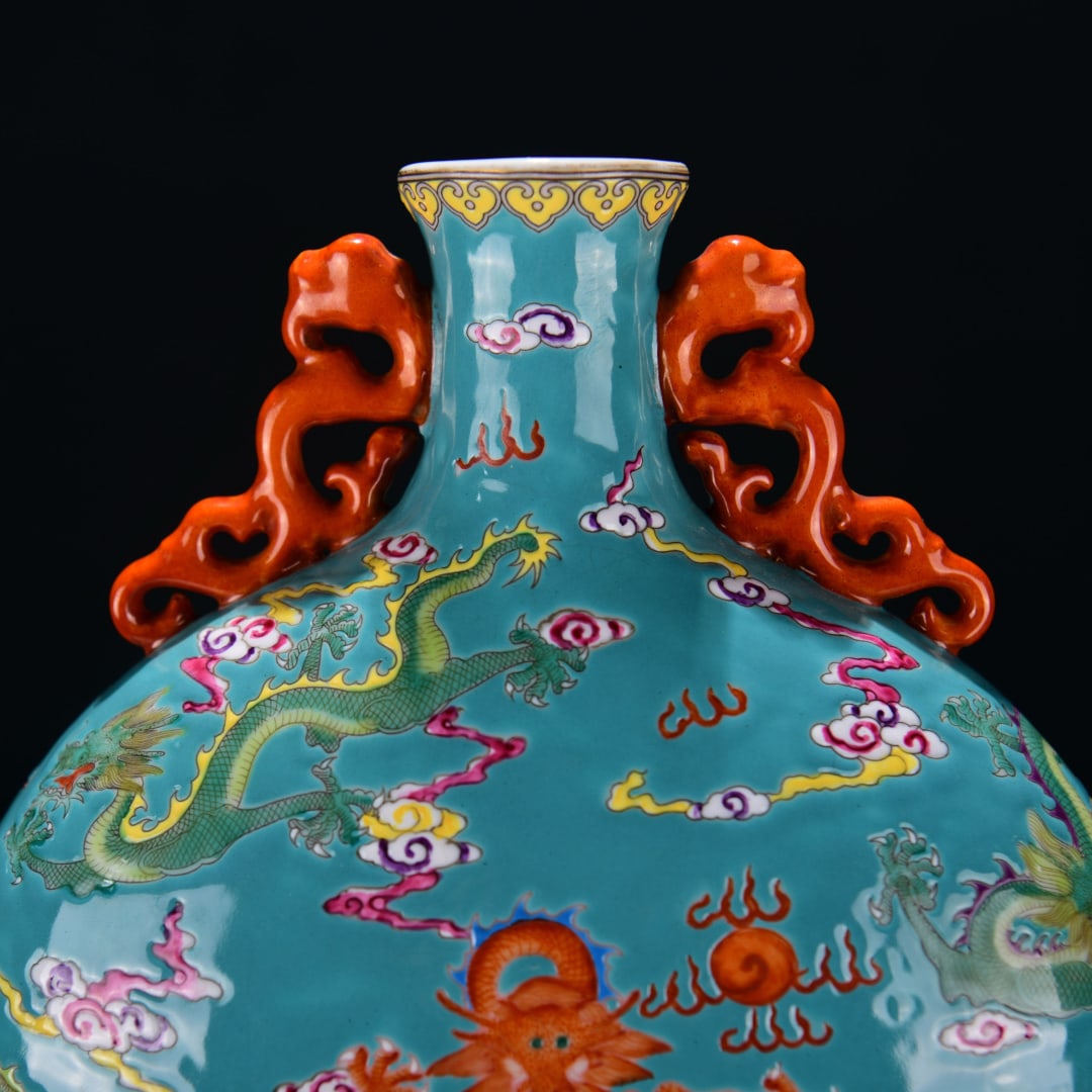 An Exquisite Enamel Dragon Pattern Vase - 7