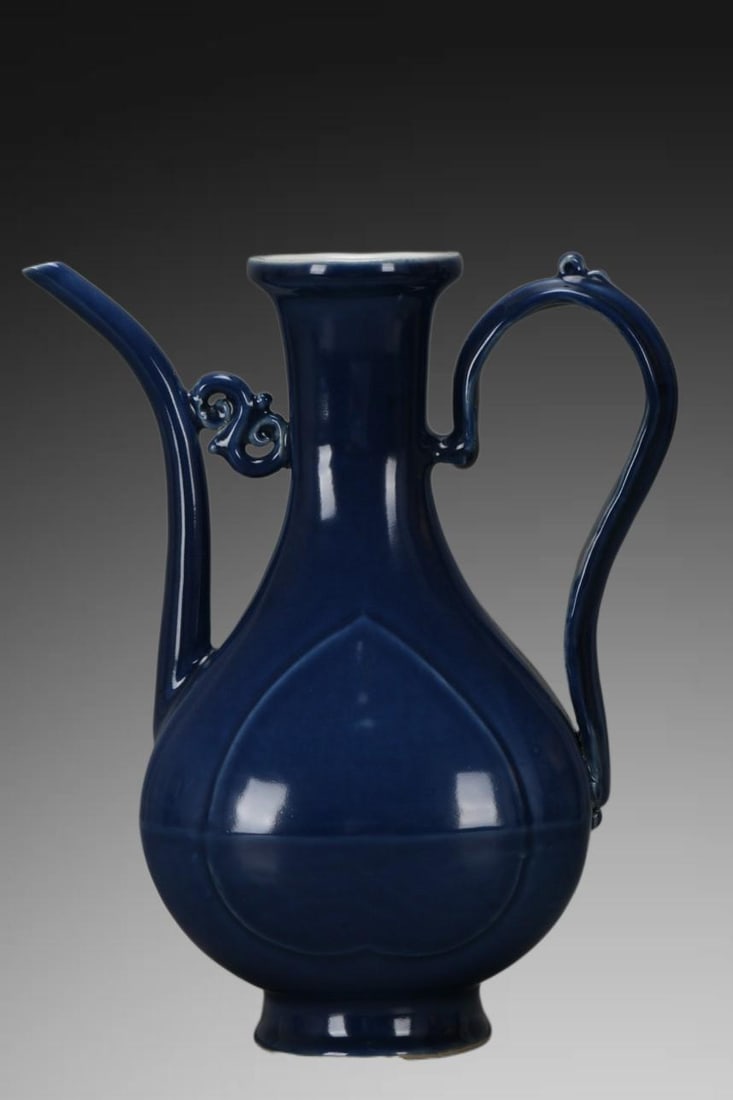 An Exquisite Ji Blue Glazed Ewer: An Exquisite Ji Blue Glazed Ewer,Ming Dynasty, China,Size:9.6inx2.6inx8.1inx3in 霁蓝釉壶,中国明代