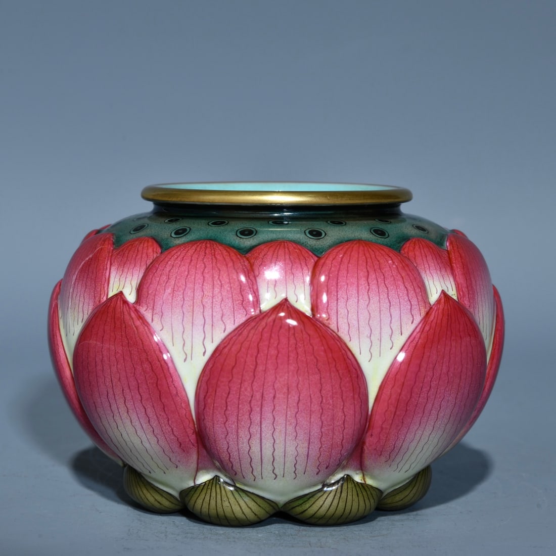 An Exquisite Famille-Rose Relief Lotus Pattern Vase: An Exquisite Famille-Rose Relief Lotus Pattern Vase,Qing Dynasty, China,Qianlong Four-character Mark,Size:3.2inx4.6in