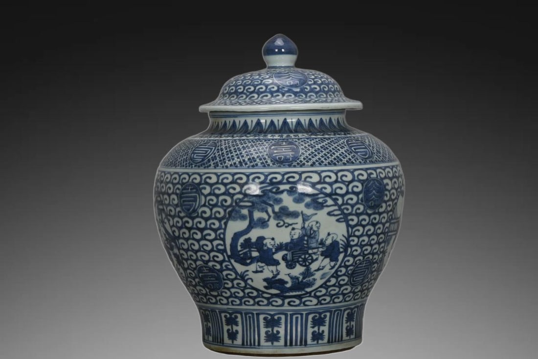 An Exquisite Blue and White Character and Story Pattern Jar: An Exquisite Blue and White Character and Story Pattern Jar,Ming Dynasty, China,Size:18.9inx15inx9.4in 青花人物故事纹罐,中国明代