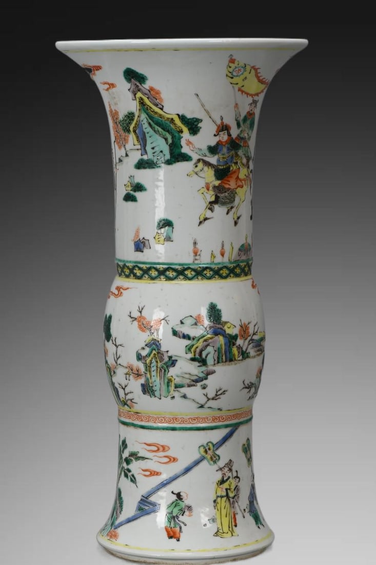 An Exquisite Wucai Figures Pattern Vase - 7