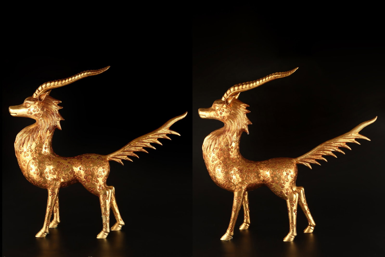 A Pair of Huge Gilt Bronze Auspicious Beast Ornaments: A Pair of Huge Gilt Bronze Auspicious Beast Ornaments,Qing Dynasty,China,Qianlong Four-character Mark,Size:25.6inx26.8in,Total Weight:12200g一对铜鎏金端兽