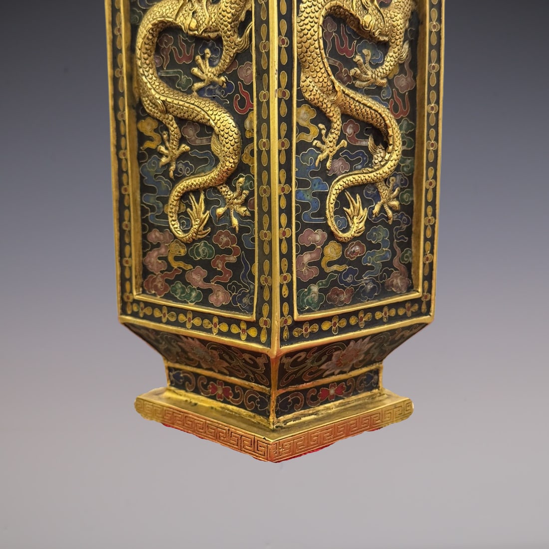 An Exquisite Cloisonne Lotus Pattern Dragon Pattern Vase - 5