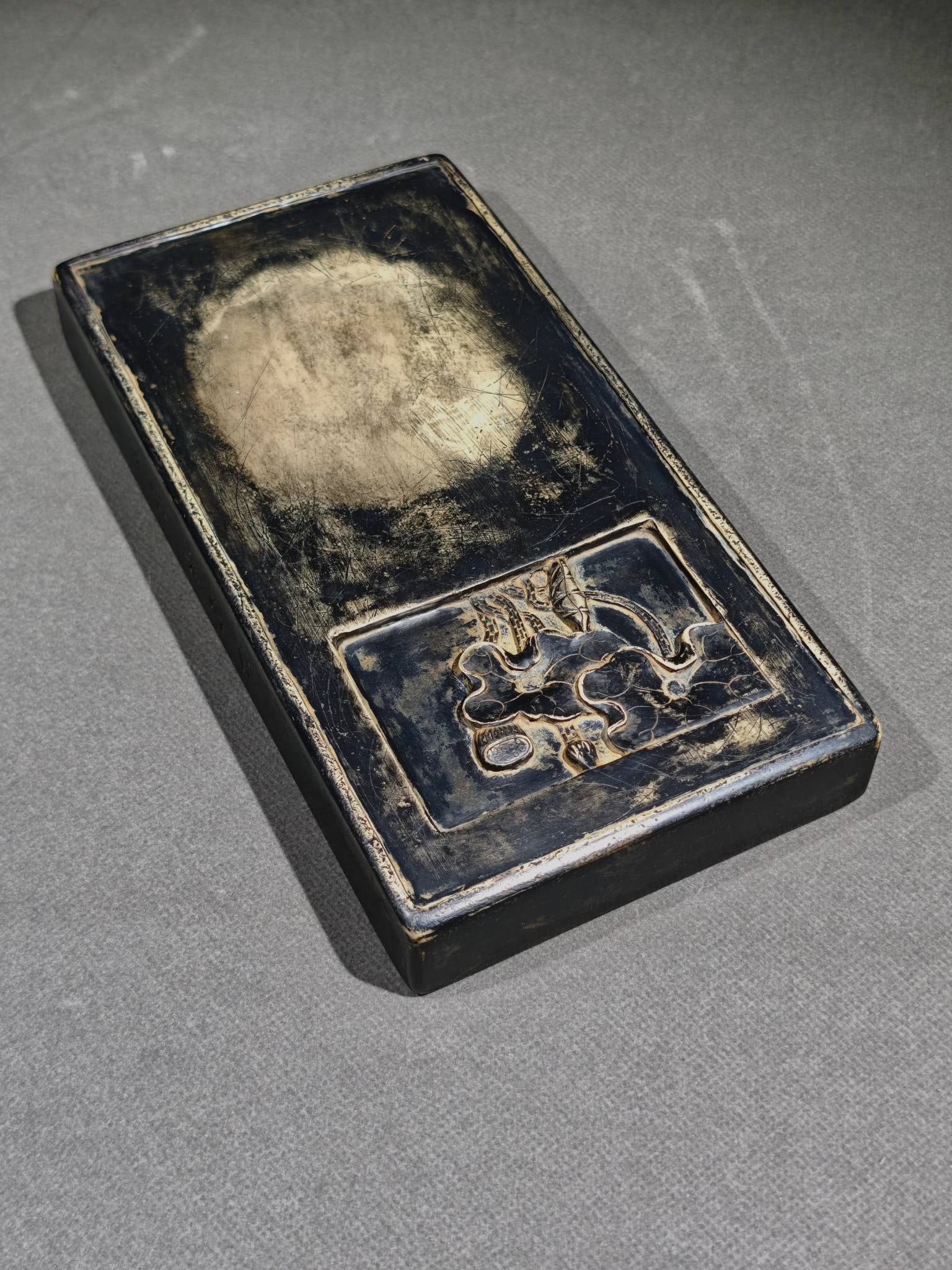An Exquisite Fish Pattern Inkstone - 9