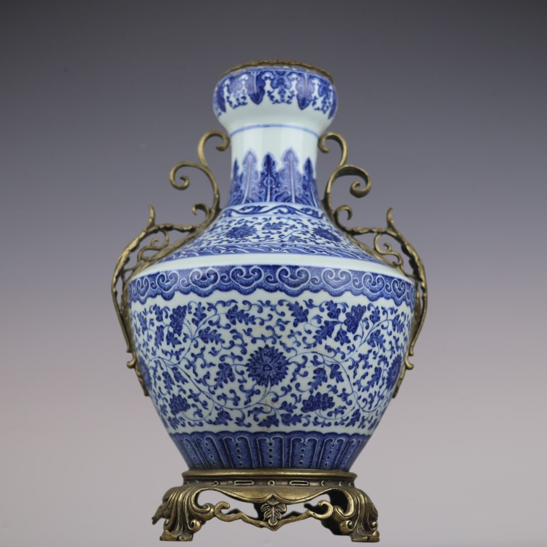 A Huge Blue and White Inlaid Bronze Lotus Pattern Double-Ears Vase: A Huge Blue and White Inlaid Bronze Lotus Pattern Double-Ears Vase,Qing Dynasty,China,Qianlong Six-character