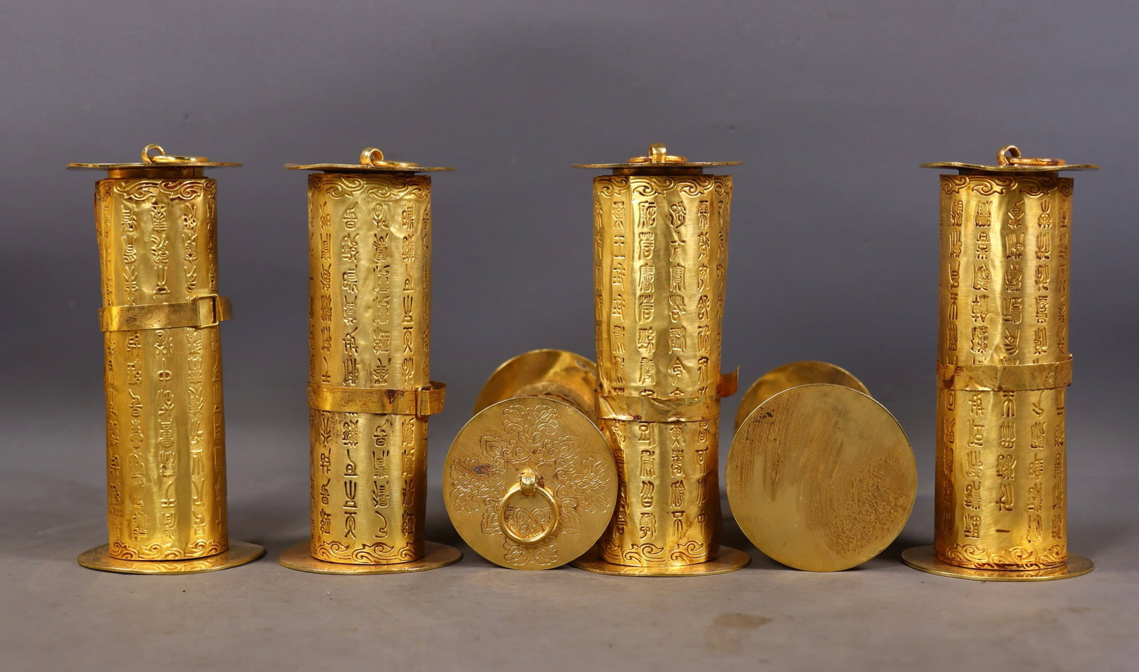 A Rare Gilt Bronze Buddha Statue Pattern Box,With Scriptures - 5