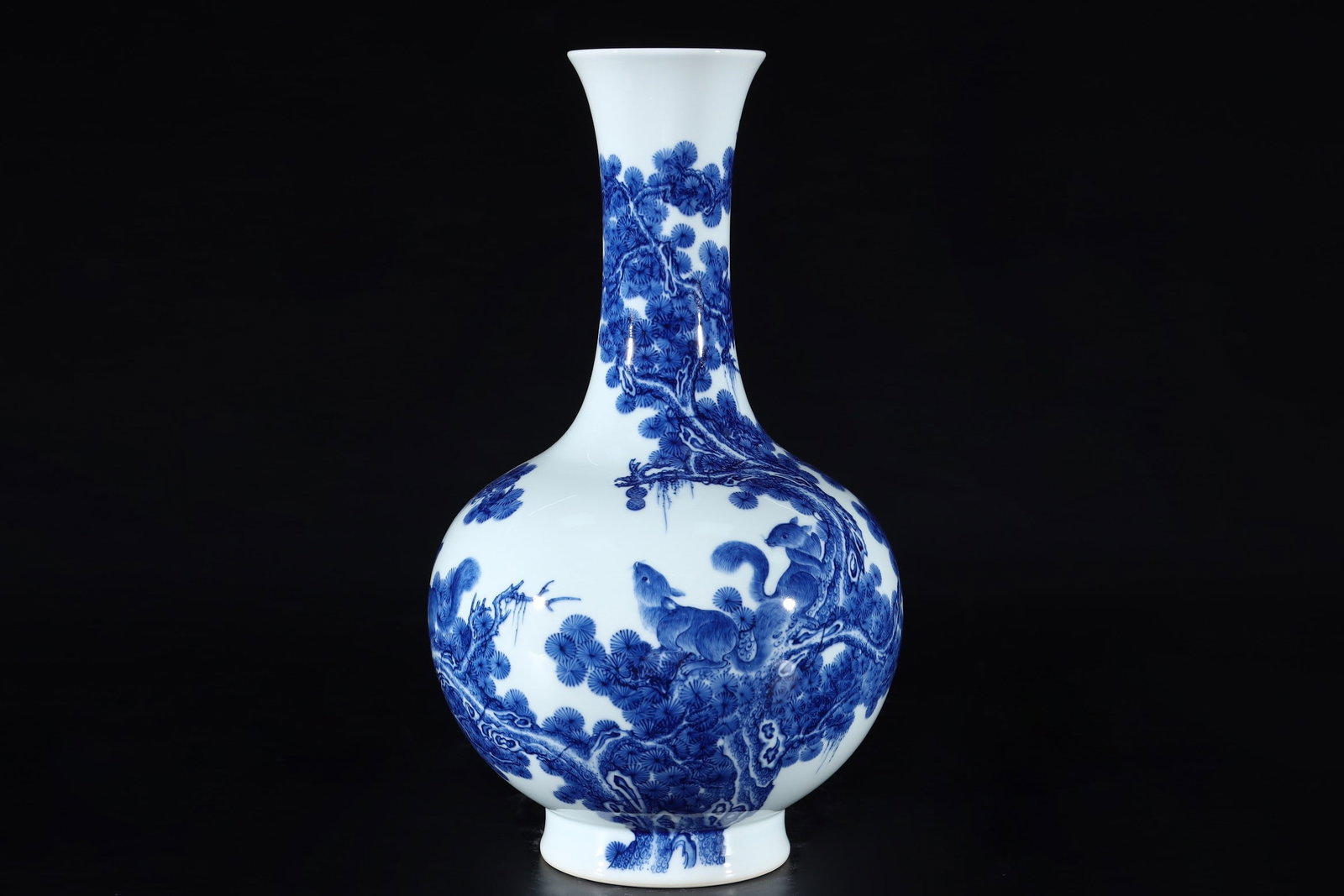 A Rare Blue and White Squirrel and Pine Pattern Vase (1 of 9)