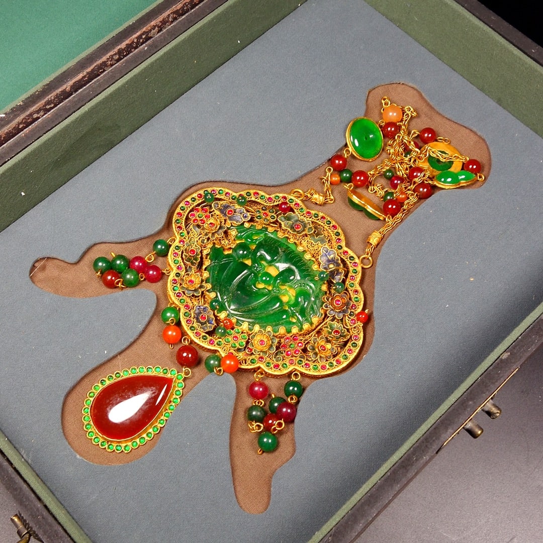 A Huge Filigree and Gilding Inlaid Jadeite Necklace,Inlaid Gems (1 of 9)