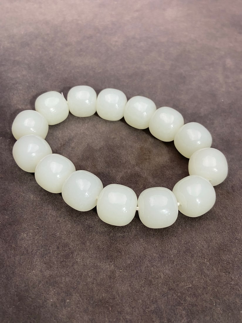An Exquisite White Jade Bracelets - 6