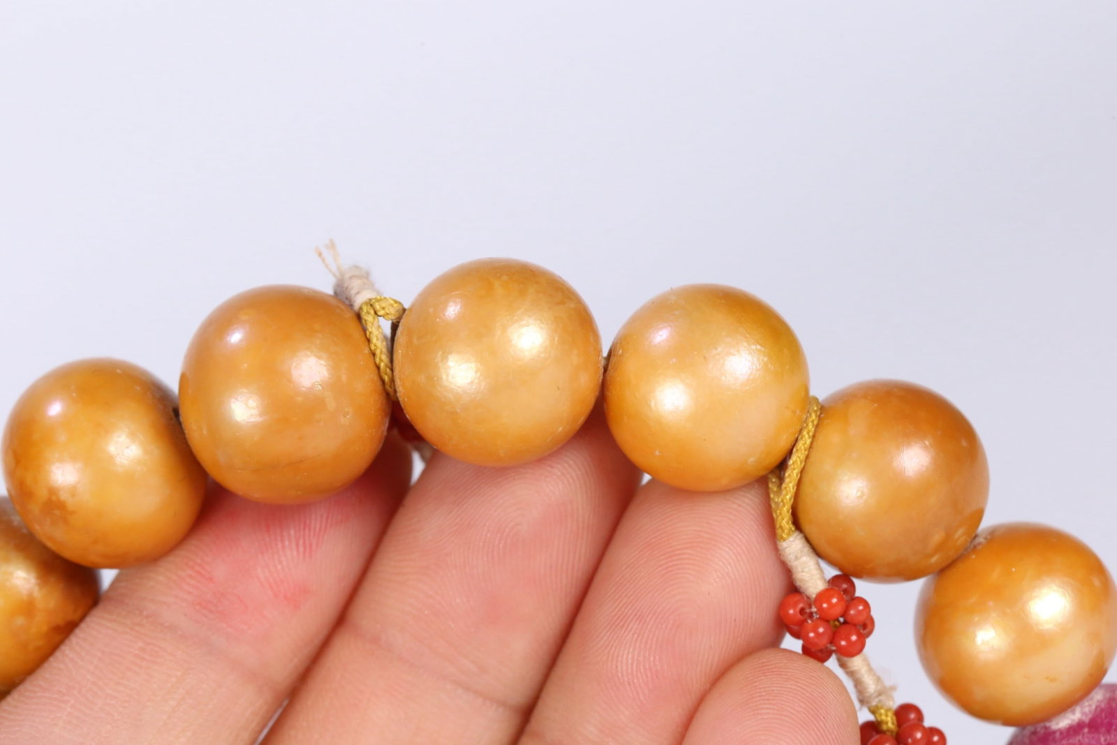An Exquisite Pearls Bracelets - 8