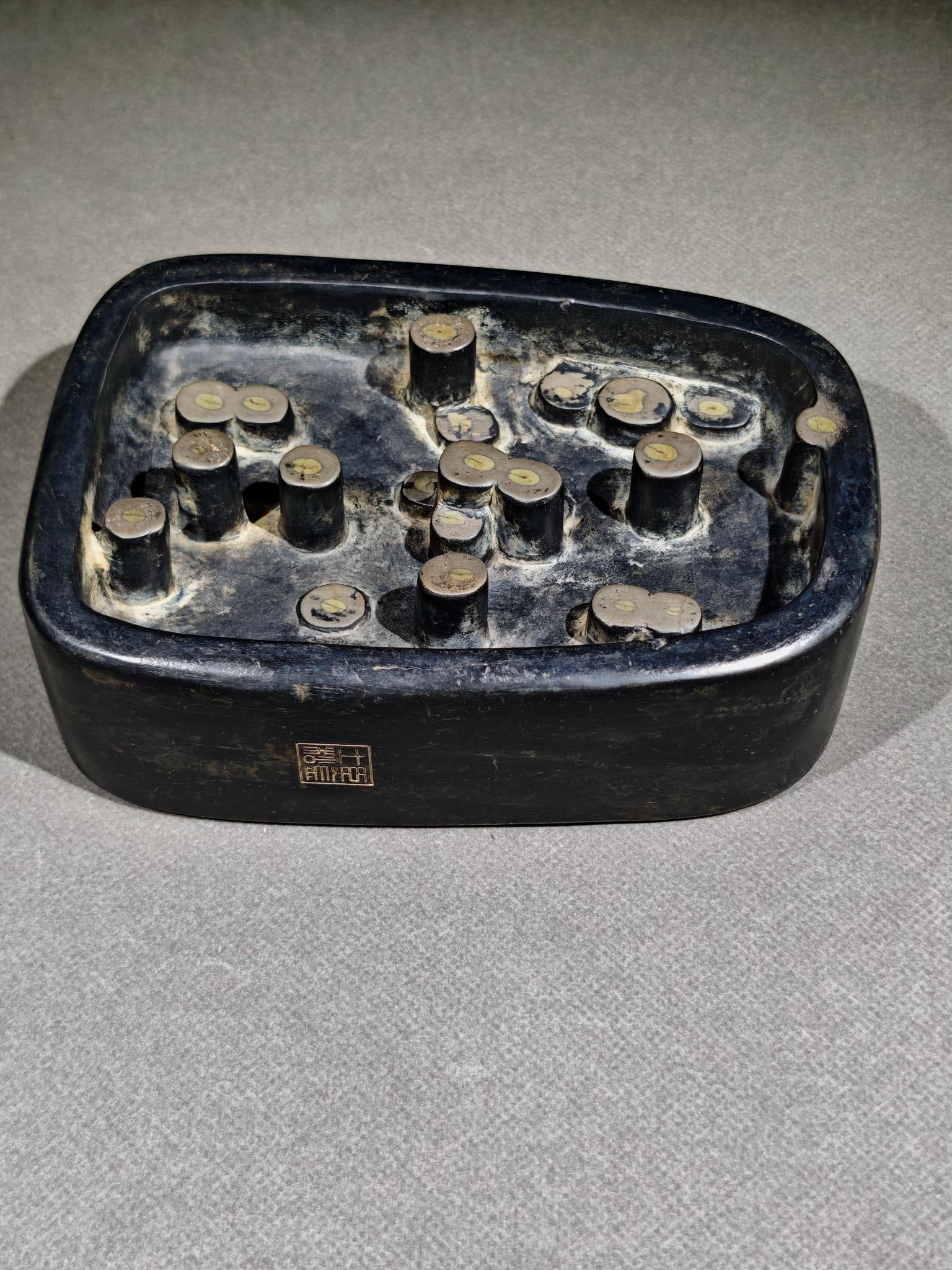 An Exquisite Pine Pattern Inkstone - 5