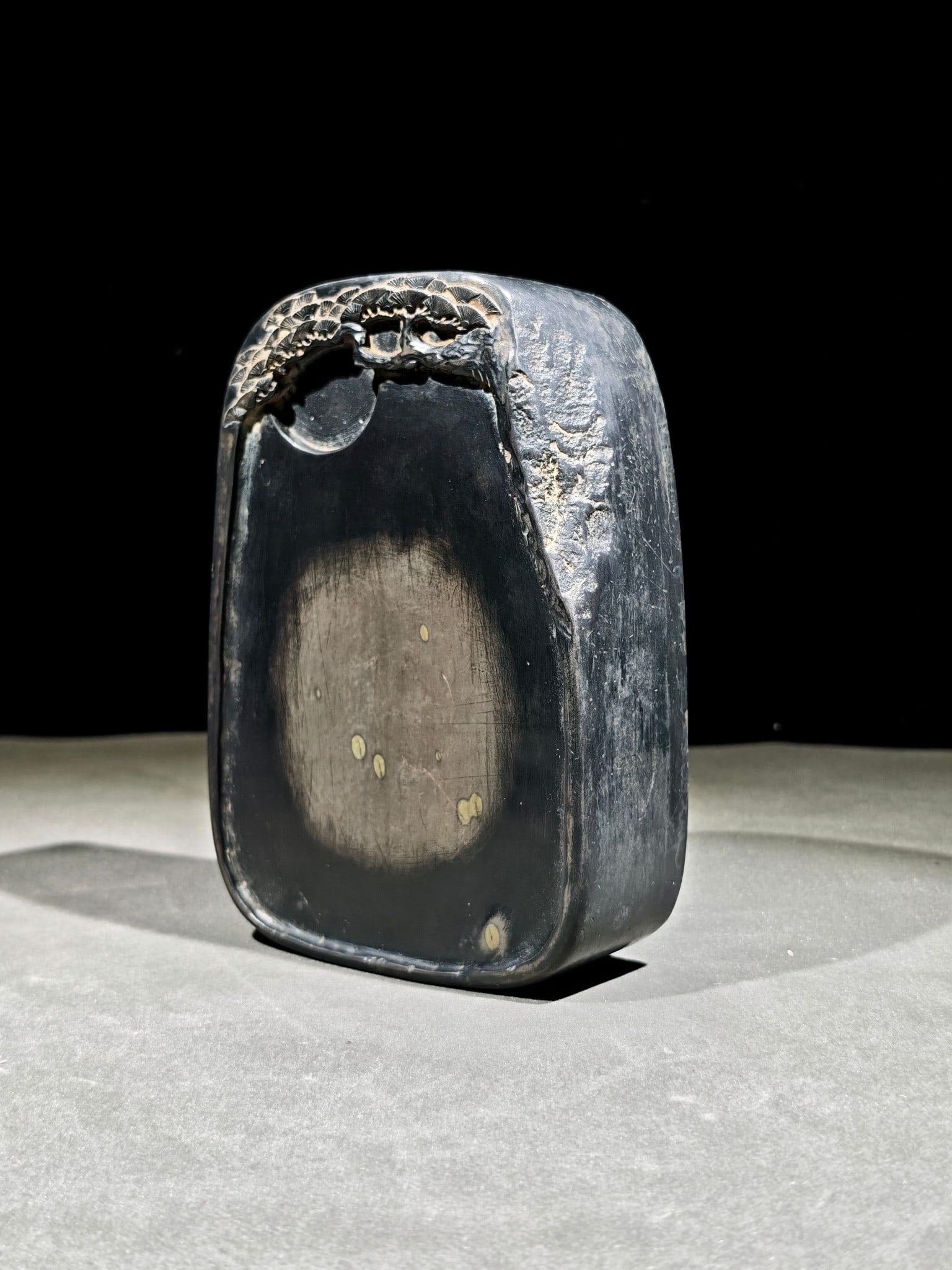 An Exquisite Pine Pattern Inkstone - 8