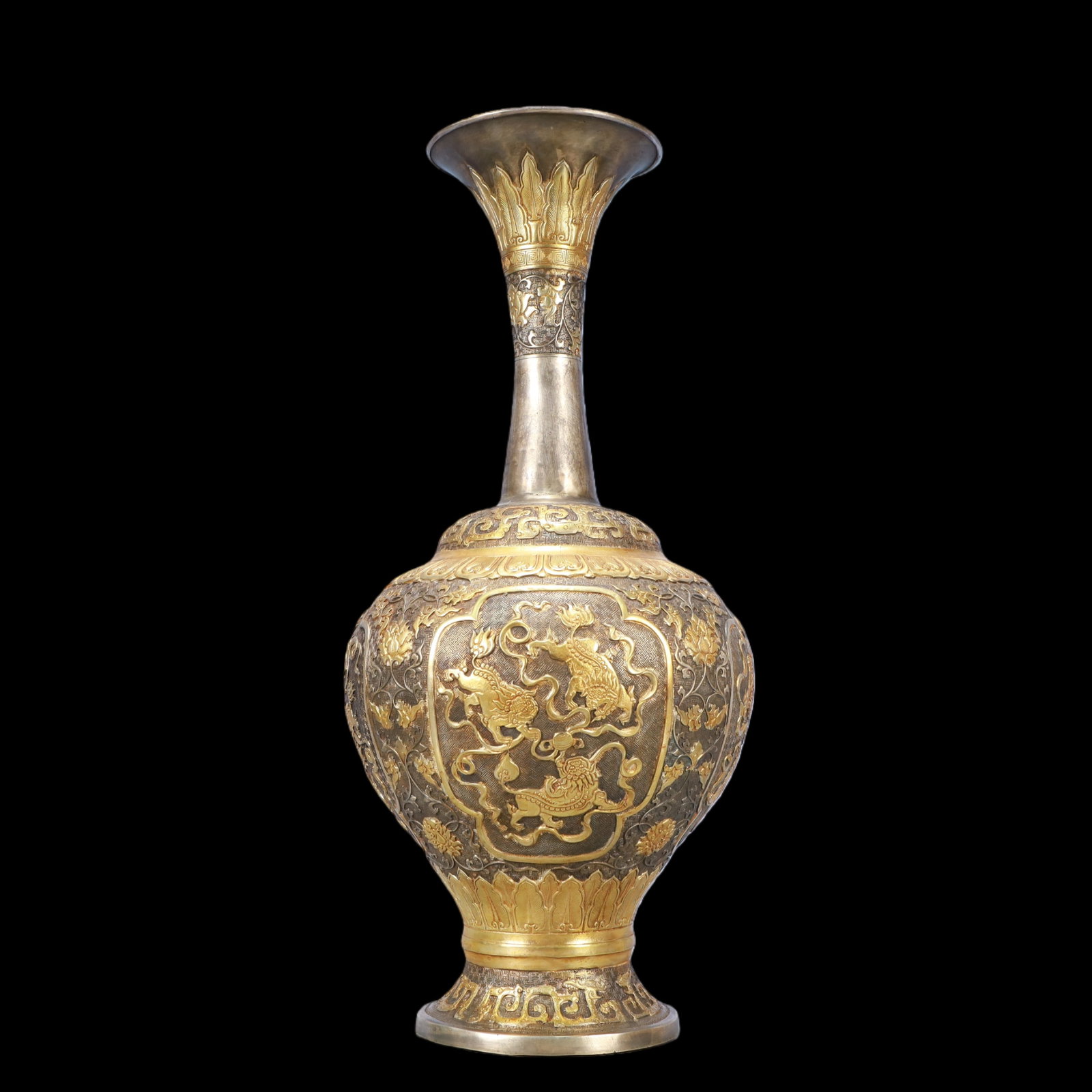 A Exquisite Gilt Silver Lotus Pattern Auspicious Beast Pattern Vase - 5