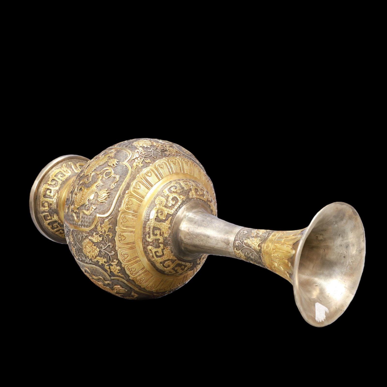 A Exquisite Gilt Silver Lotus Pattern Auspicious Beast Pattern Vase - 7