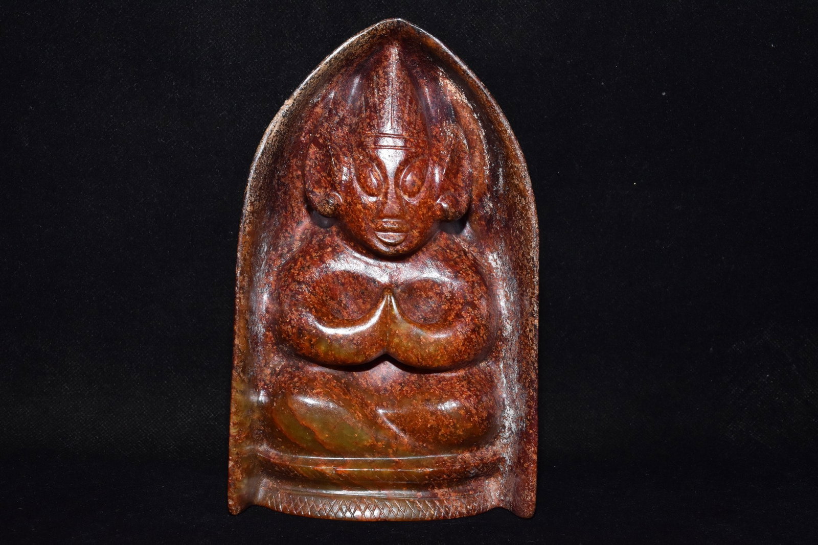 An Exquisite Hemo Jade Buddha Statue Pattern Ornament: An Exquisite Hemo Jade Buddha Statue Pattern Ornament,Hongshan