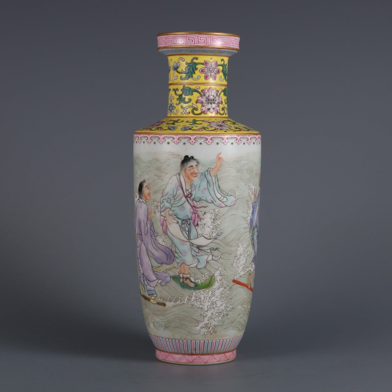 An Exquisite Famille-Rose Painted Gold Seawater and Figure Pattern Vase: An Exquisite Famille-Rose Painted Gold Seawater and Figure Pattern Vase,Qing Dynasty, China,Yongzheng Six-character Mark,Size:10inx2.5in粉彩描金海水人物