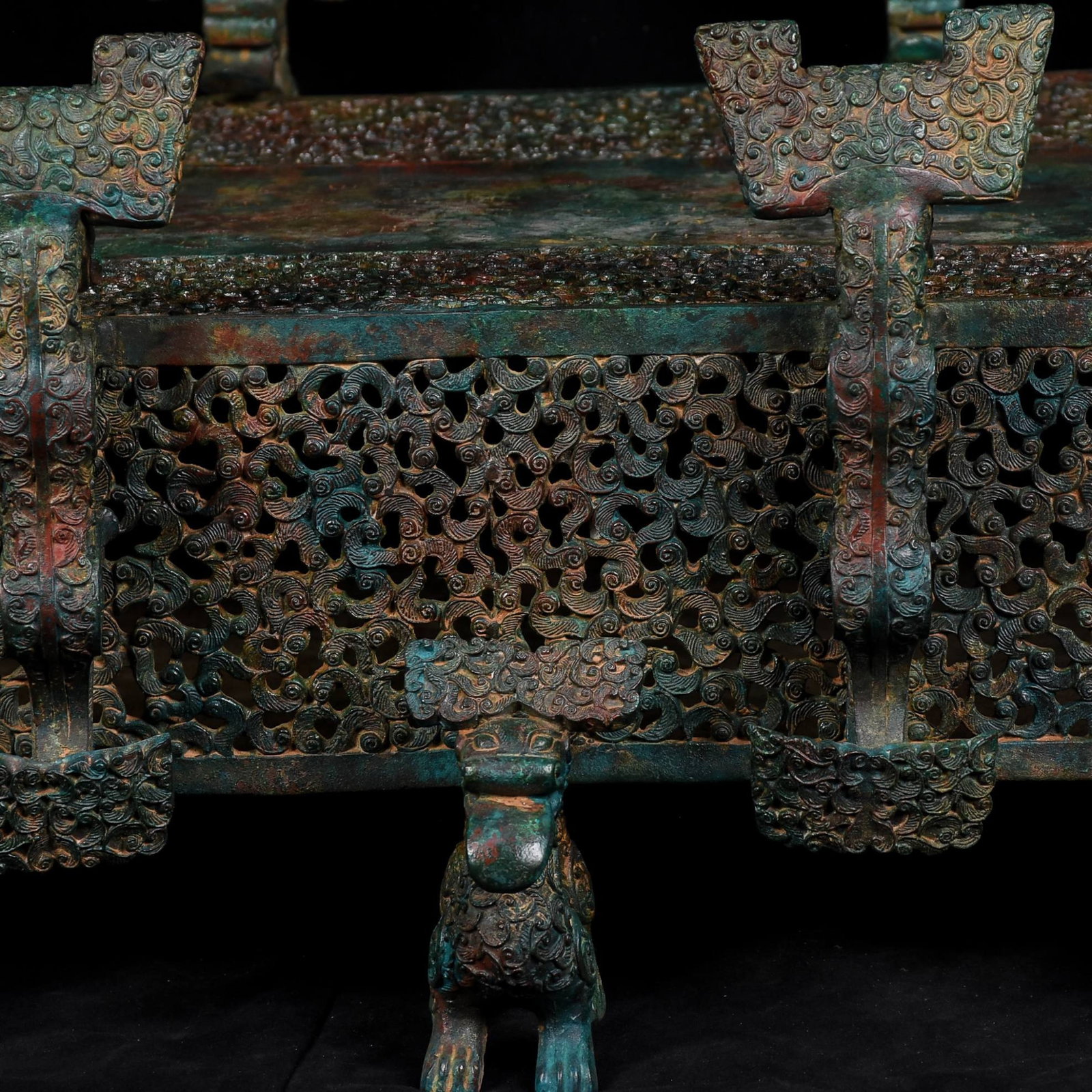 A Fine Openwork Bronze Square Ban With Dragon Pattern - 3