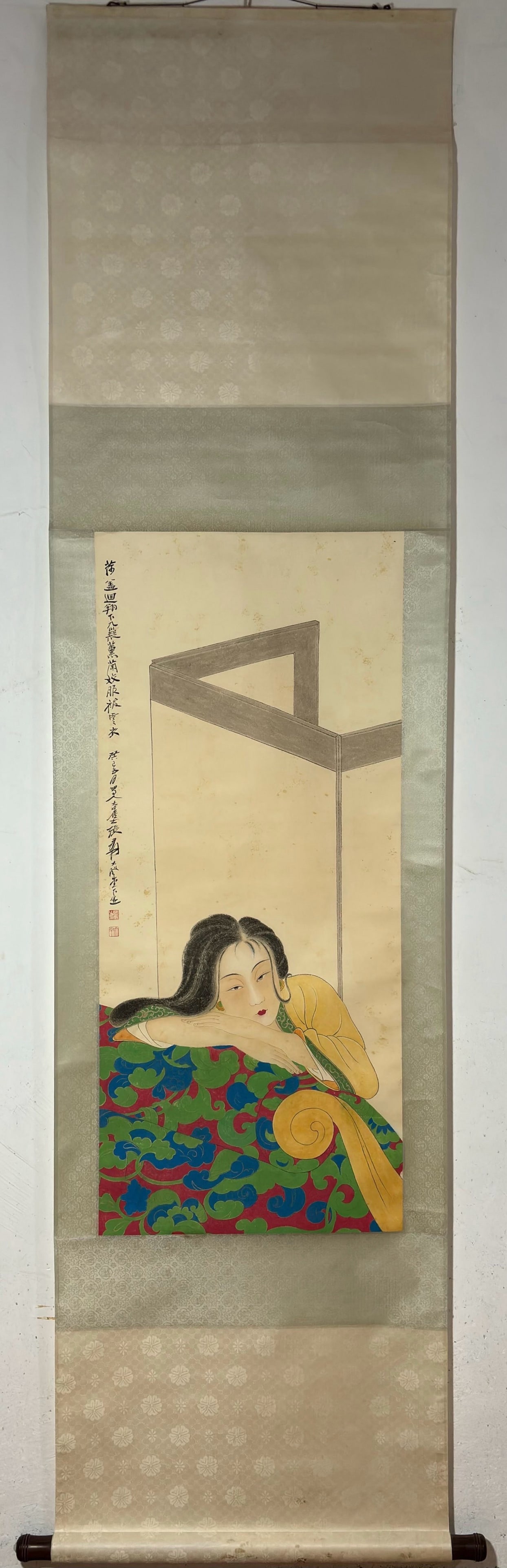 A ChineseInk?on?PaperHangingScroll,BeautyFigure: A ChineseInk‑on‑PaperHangingScroll,BeautyFigure,Zhang Daqian,Without frame Size:39.4inx17.1in,一副中国水墨仕女图纸本ే