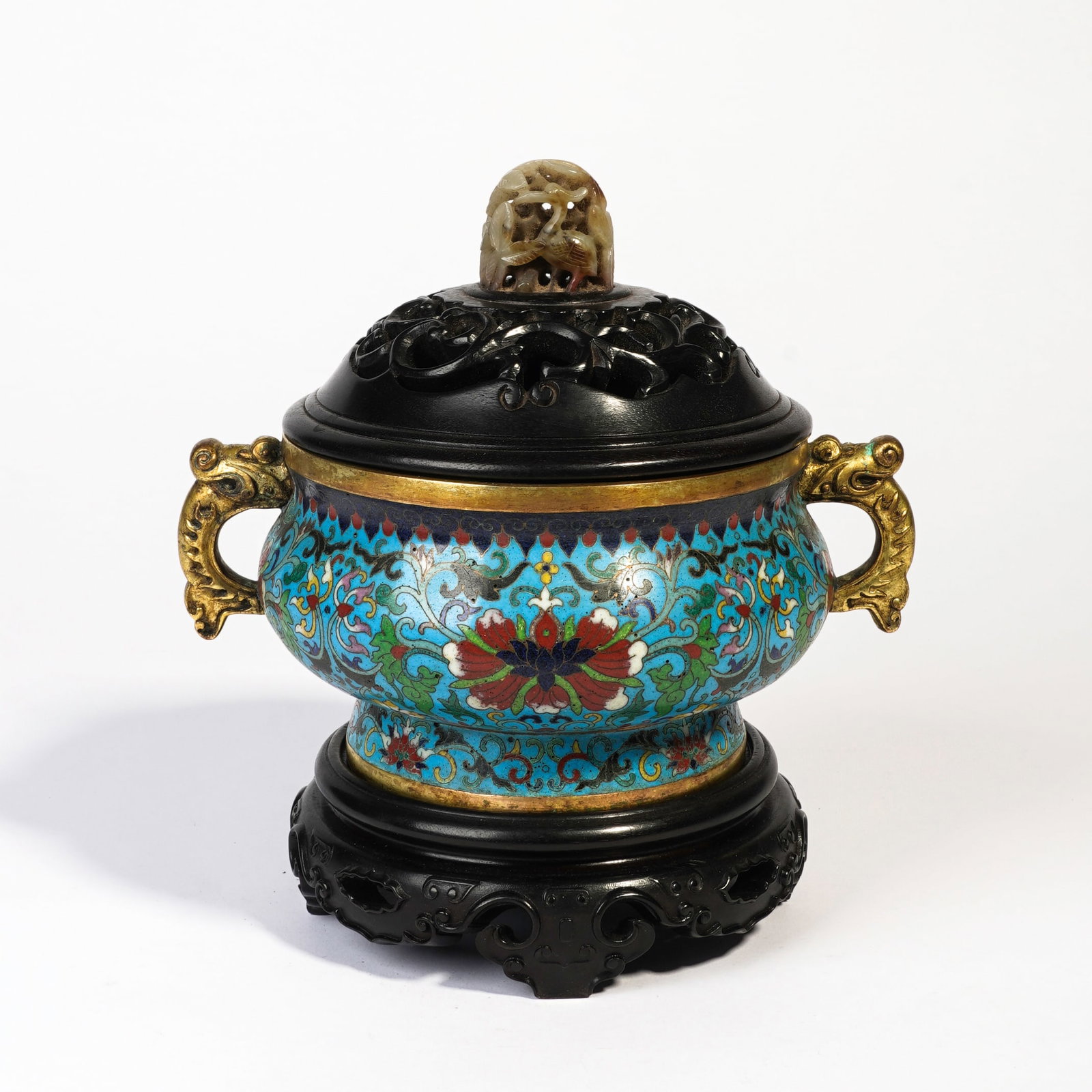 An Exquisite Cloisonne Gui-Style Censer With Animal Ears And Interlocking Lotus Patterns: An Exquisite Cloisonne Gui-Style Censer With Animal Ears And Interlocking Lotus Patterns,China Qing Dynasty,Four-Character Qianlong Mark,Dimensions:6.7inx5.1inx7.5in,Weight:769g,景泰൉