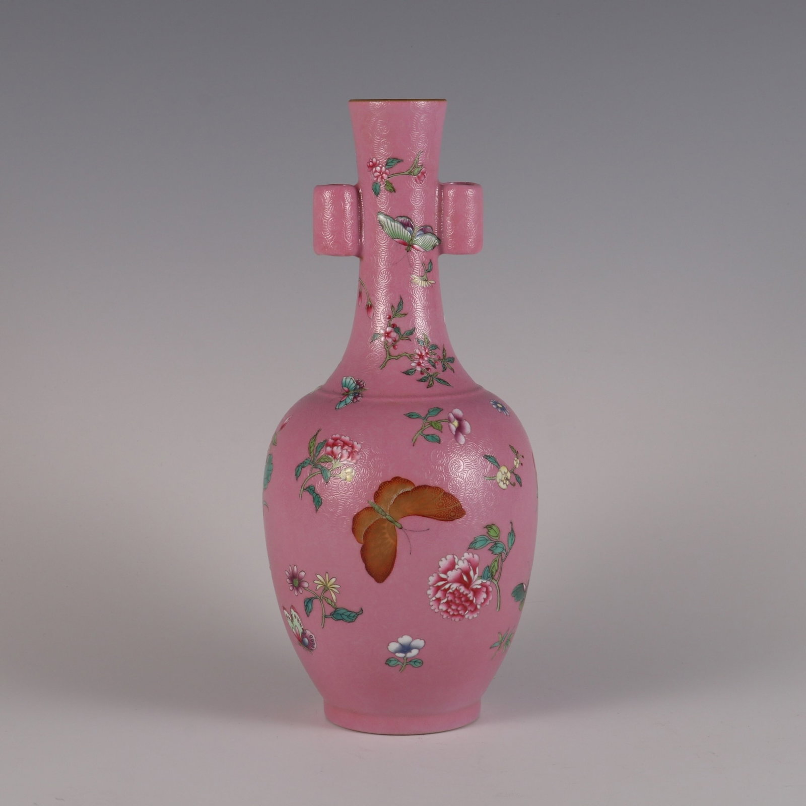 An Exquisite rouge pink ground famille rose butterfly and flower reward vase,: An Exquisite rouge pink ground famille rose butterfly and flower reward vase,Qing Dynasty, China,Qianlong Six-character Mark,Size:11.3inx4.7in,胭脂粉地粉彩蝶&