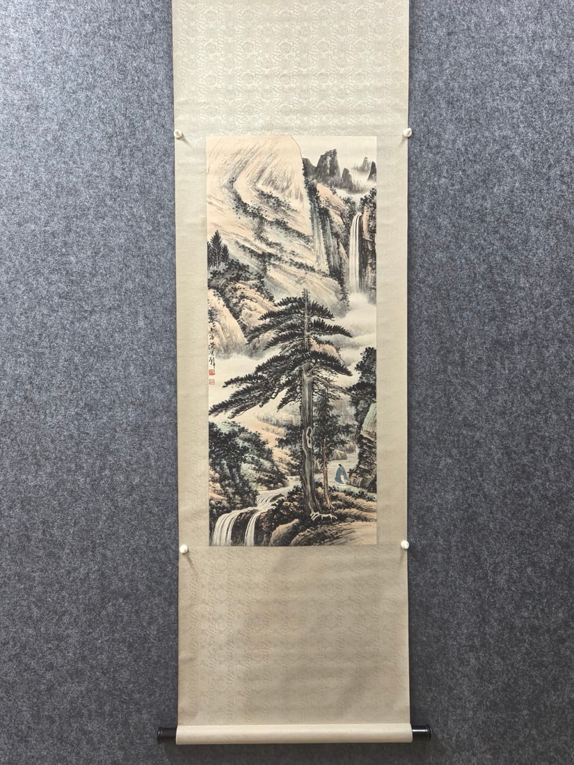 A Chinese Vertical Scroll Ink Painting of Landscape and Figure on Paper,Huang Junbi: A Chinese Vertical Scroll Ink Painting of Landscape and Figure on Paper,Huang Junbi,Size:16.1inx99㎝一幅中国水墨山水人物画ే