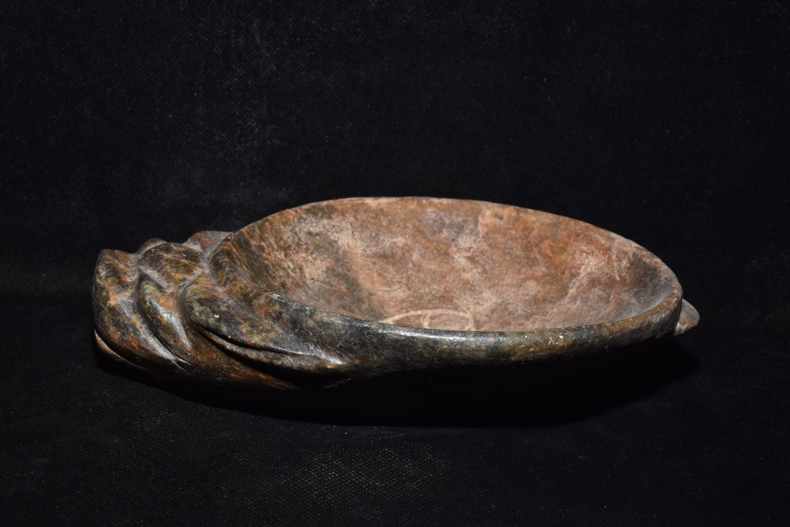 A Fine White Jade Beast?Head Bowl: A Fine White Jade Beast‑Head Bowl,Hongshan Culture,Dimensions:7.1inx 5.3in,Weight:860g,白玉兽首碗,红山文化