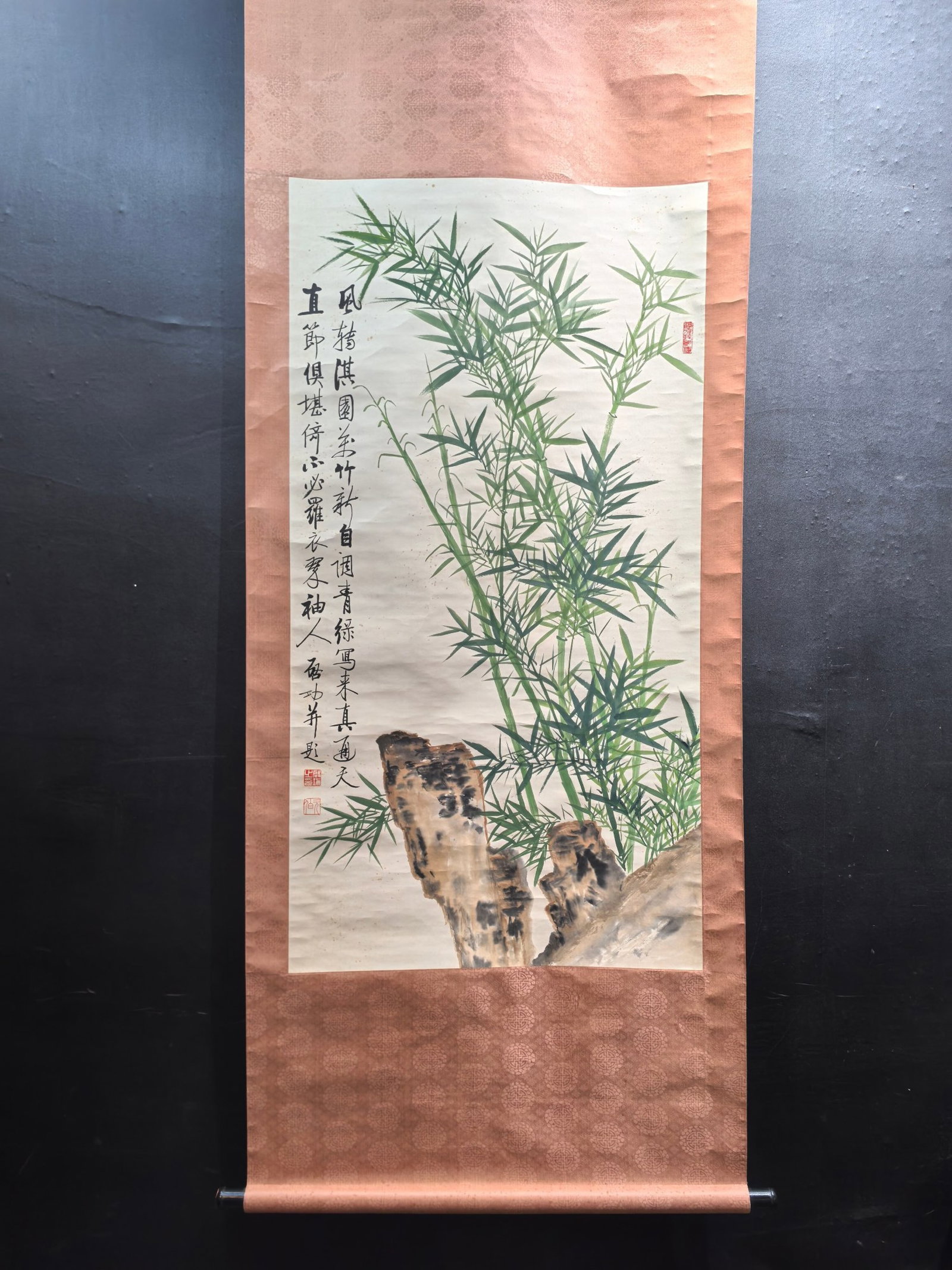 Chinese Ink Bamboo Hanging Scroll,Ink on Paper: Chinese Ink Bamboo Hanging Scroll,Ink on Paper,Qi Gong,Size:25.8inx48.7in,一副中国水墨纸本竹子立轴,启功,