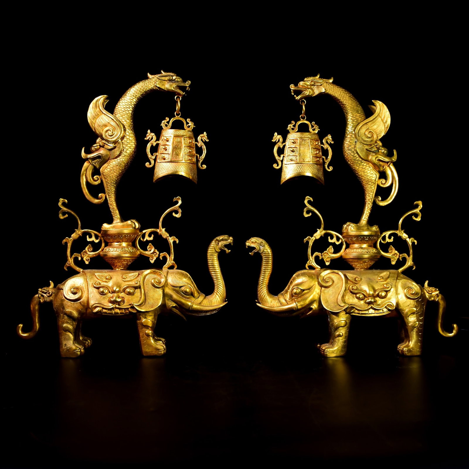 A Pair Of Exquisite Gilt Bronze Ornaments Of Elephants Carrying Dragon Wall Clocks (1 of 9)