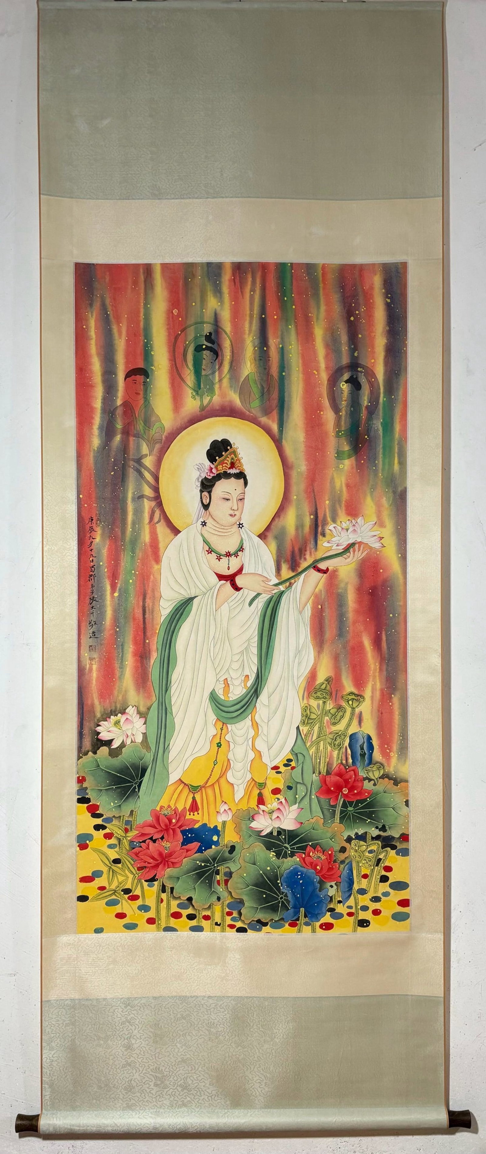 A ChineseInk?on?PaperHangingScroll,Guanyin: A ChineseInk‑on‑PaperHangingScroll,Guanyin,Zhang Daqian,Without frame Size:53inx26.4in,一副中国水墨观音图纸本立ů