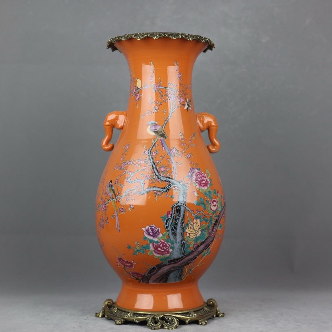 An Exquisite Orange Ground Famille Rose Decorative Vase With Double Ears And Copper Border,Flower: An Exquisite Orange Ground Famille Rose Decorative Vase With Double Ears And Copper Border,Flower And Bird Motifs,China Qing Dynasty,Six-Character Kangxi Mark,Dimensions:18.5inx7.5in,橘地&