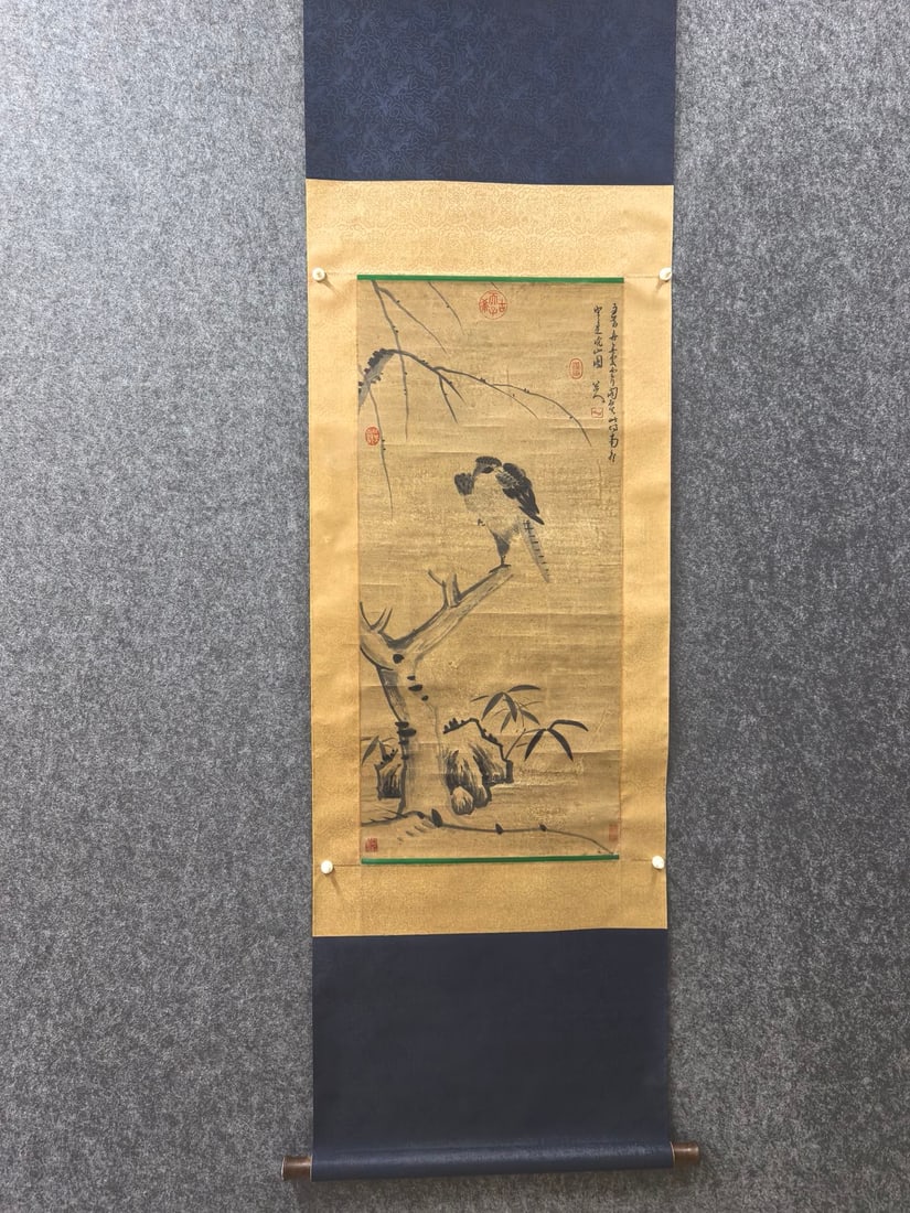 A Chinese Vertical Scroll Ink Painting of Pine and Eagle on Paper,Ba Da: A Chinese Vertical Scroll Ink Painting of Pine and Eagle on Paper,Ba Da,Size:17.7inx37in 一幅中国水墨松鹰图立轴,八大