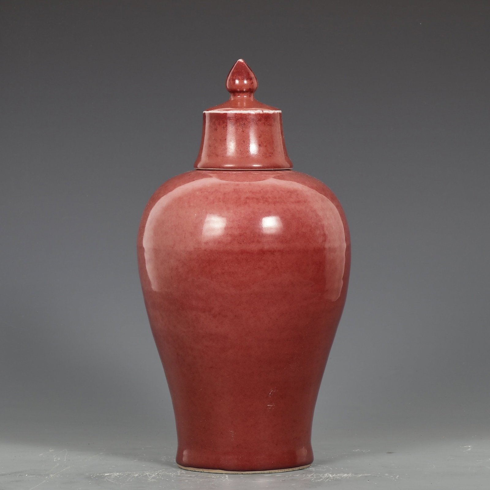 An Exquisite Covered Ruby Red Glaze Plum Vase - 2