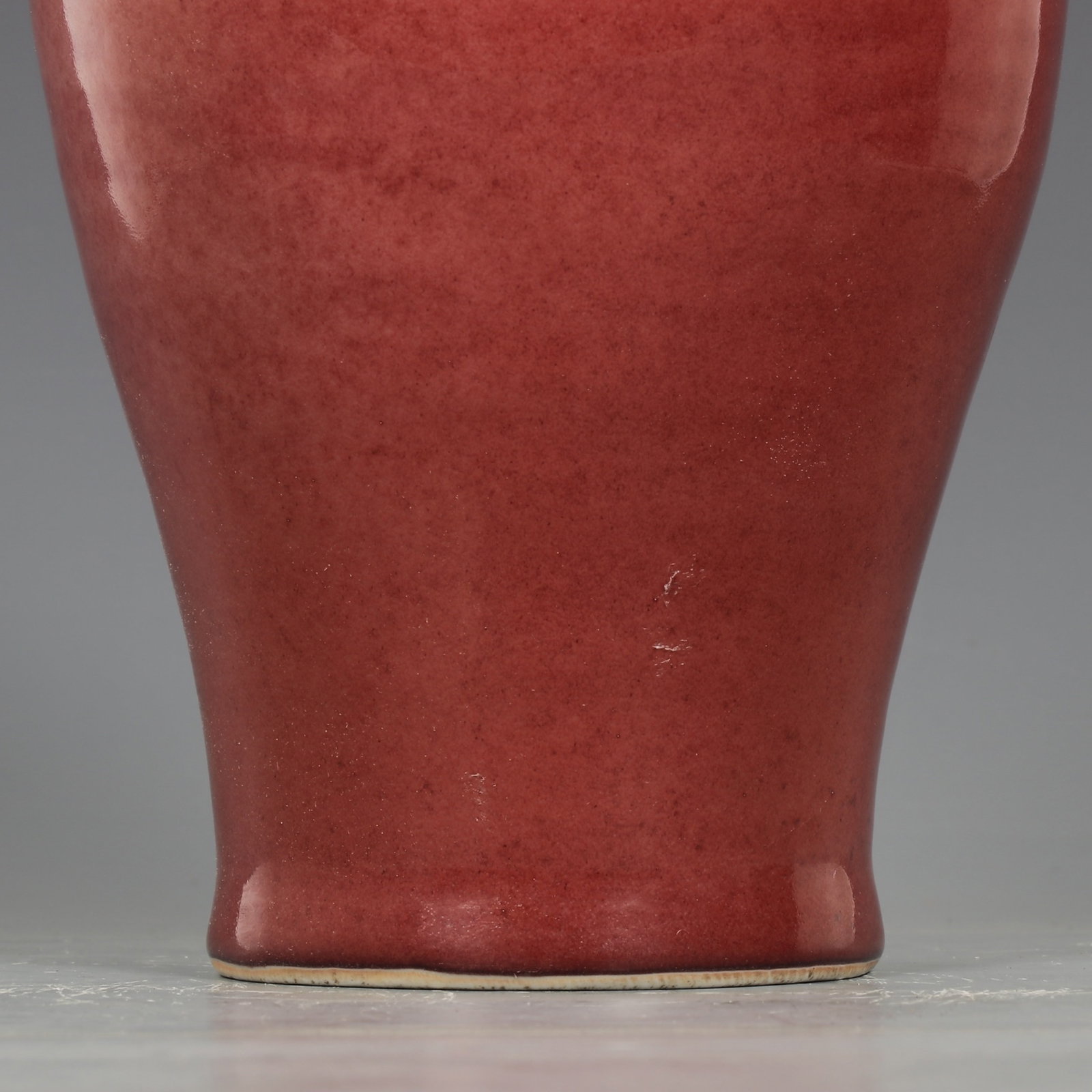 An Exquisite Covered Ruby Red Glaze Plum Vase - 4
