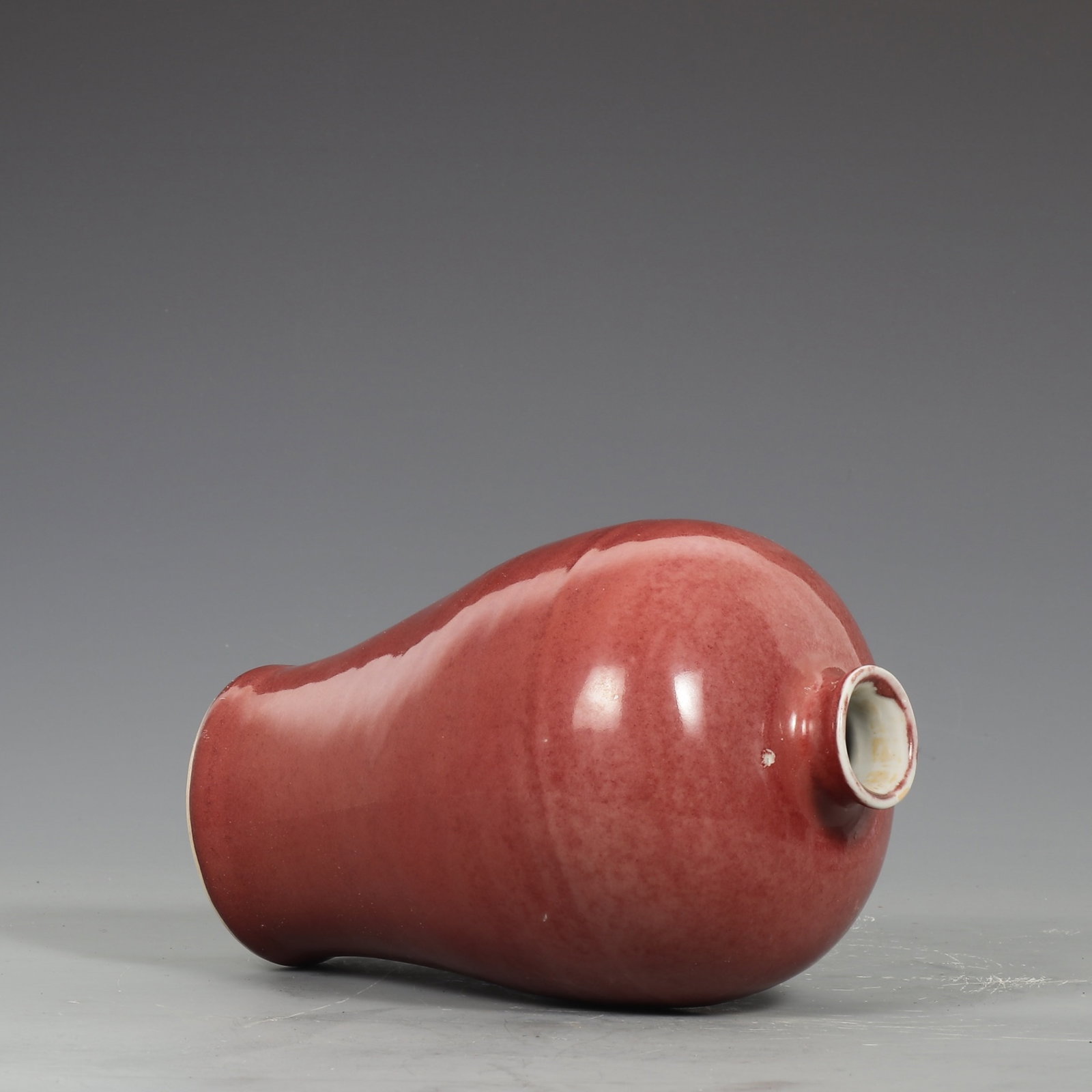 An Exquisite Covered Ruby Red Glaze Plum Vase - 6