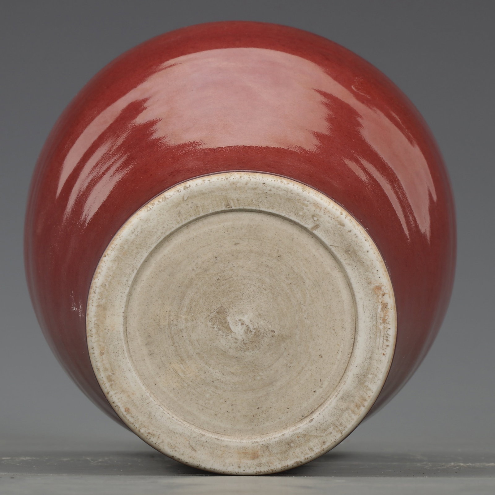 An Exquisite Covered Ruby Red Glaze Plum Vase - 9