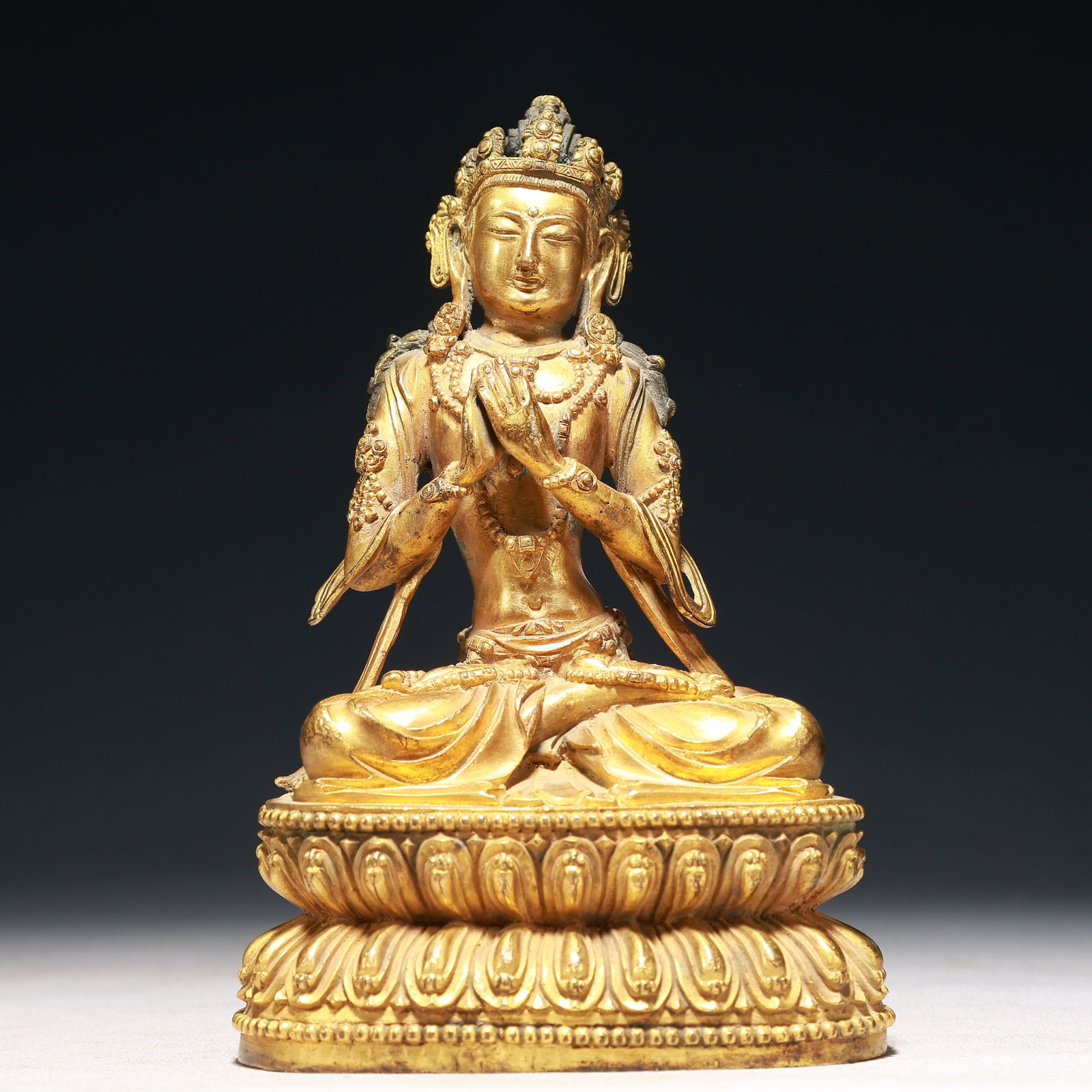 A Solemn Gilt Bronze Statue of Tara: A Solemn Gilt Bronze Statue of Tara,Ming Dynasty,China,Yongle Six-character Mark,Size:4.5inx3.1inx7.1in,Weight:1200g 铜鎏金度母像,中国明代,&