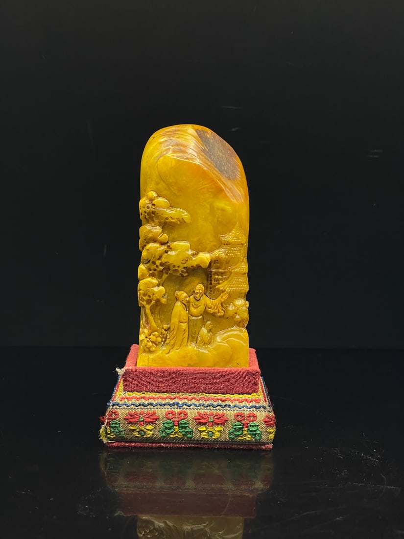 A Fine Tianhuang Stone Seal With Low?Relief Landscape And Figures: A Fine Tianhuang Stone Seal With Low‑Relief Landscape And Figures,Qing Dynasty Of China,With Inscription,Dimensions:1.6inx1.1inx3.5in,Weight:206g,田黄石山水人