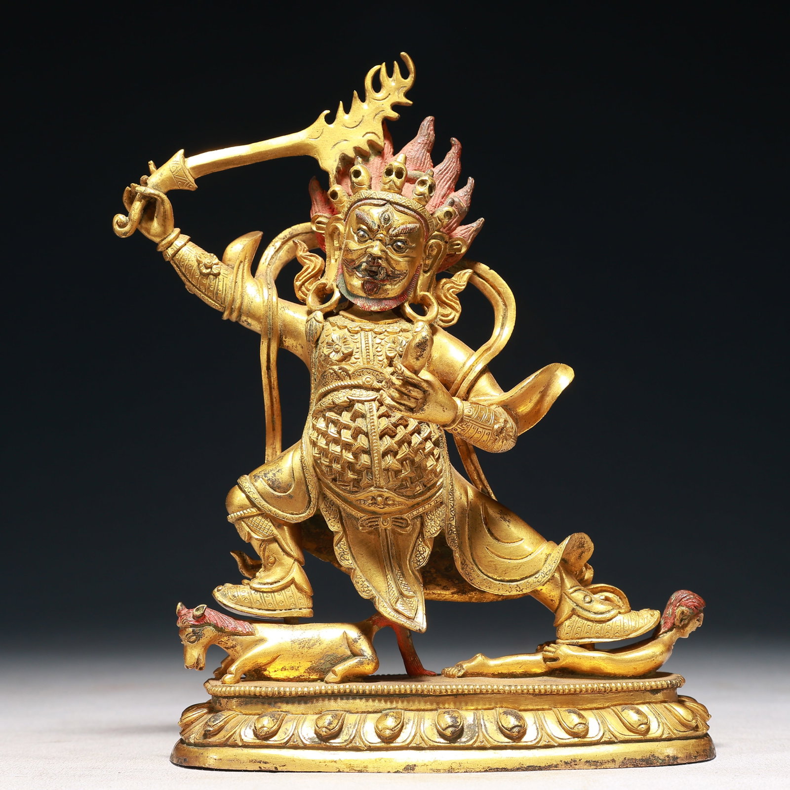 A Solemn Gilt Bronze Statue of Vajra protector,With Inscription: A Solemn Gilt Bronze Statue of Vajra protector,With Inscription,Qing Dynasty,China,Qianlong Mark,Size:5.5inx2.4inx7.9in,Weight:1650g 铜鎏金金刚护法像,&#