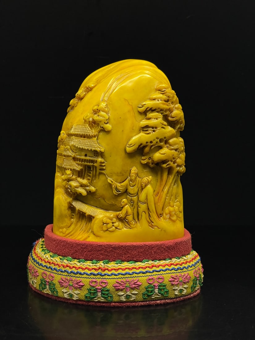 A Fine Tianhuang Stone Free?Form Seal With Low?Relief Visiting Friend In Deep Mountain: A Fine Tianhuang Stone Free‑Form Seal With Low‑Relief Visiting Friend In Deep Mountain,Qing Dynasty Of China,With Inscription,Dimensions:2.5inx1.4inx3.5in,Weight:351g,田黄ĳ