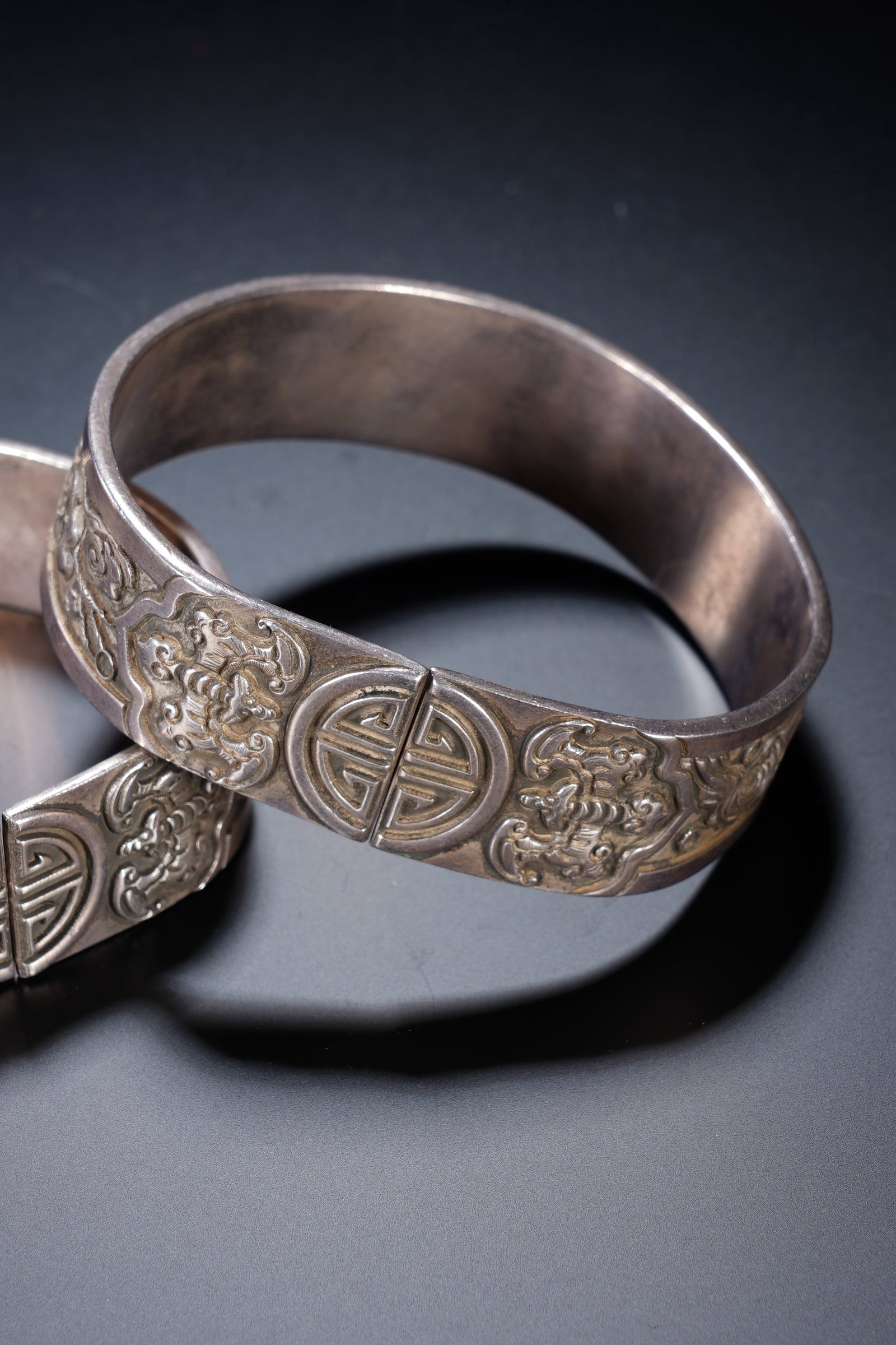 A Pair Of Exquisite Solid Silver Bracelets With Five Blessings Embracing Longevity Patterns - 3