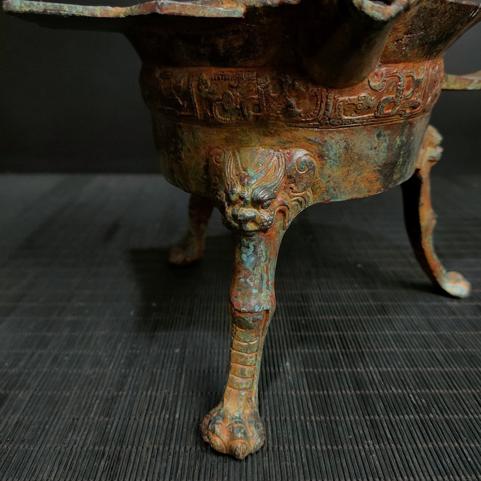 A Fine Bronze Dragon?Head Cup - 8